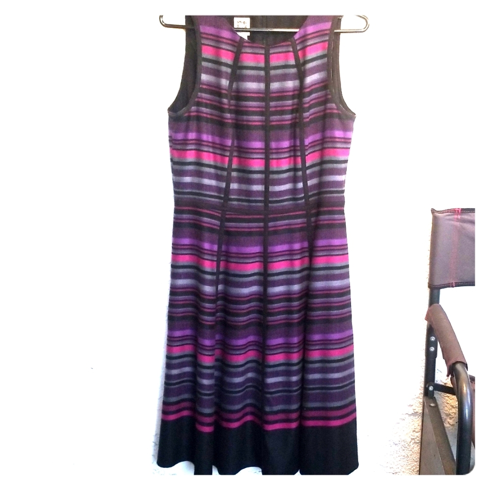 Beautiful Anne Klein dress